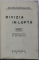 DIVIZIA IN LUPTA  de LOCOT. COLONEL STOENESCU SC. NIC . VOLUMUL I - GENERALITATI IN DEFENSIVA , 1932 , PREZINTA PETE SI HALOURI DE APA , URME DE UZURA , CARE NU AFECTEAZA TEXTUL *