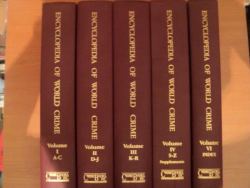 ENCYCLOPEDIA OF WORLD CRIME VOL. I A-C , II D-J , III K-R , IV S-Z , VI INDEX de JAY ROBERT NASH , 1989