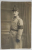 ELEV IN ANUL I , SCOALA MILITARA DE INFANTERIE DIN BUCURESTI, IN UNIFORMA , CU CHIPIU ,  FOTOGRAFIE TIP CARTE POSTALA , DECEMBRIE , 1914