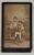 FOTOGRAF KARL HAN , CRAIOVA , DOI COPII IN COSTUME POPULARE , IN STUDIO , FOTOGRAFIE C.D.V. , SFARSIT DE SEC. XIX