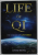 LIFE OF QI , THE SCIENCE OF LIFE FORCE by DAVID WONG , 2022 , COPERTA CU URME DE INDOIRE SI DE UZURA