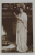 M. S REGINA MARIA A ROMANIEI , LANGA SEMINEU , LA CASTELUL BRAN , FOTOGRAFIE TIP CARTE POSTALA , STUDIO JULIETTA
