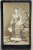 TANARA CU COSTUM POPULAR CU CANA LA IZVOR , FOTOGRAFIE C.D.V. , FOTOGRAF SWIATONIOWSKI , IASI , SFARSITUL SEC. XIX