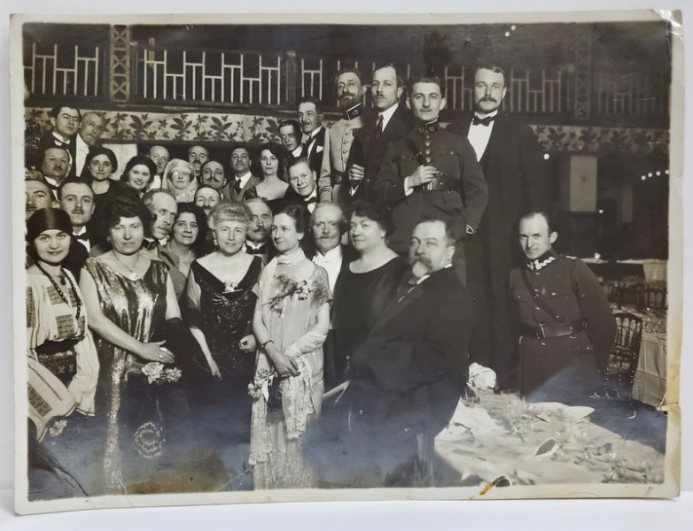 AL 3 - LEA CONGRES INTERNATIONAL DE MEDICINA MILITARA , PARIS , FOTOGRAFIE DE GRUP LA BANCHET , 1925