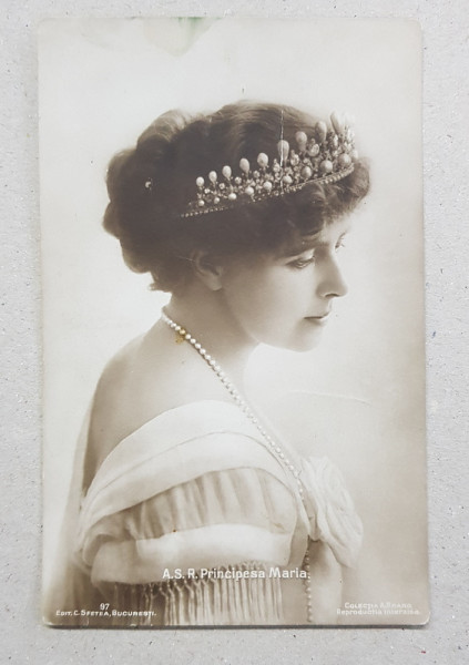 A.S.R. PRINCIPESA MARIA CU DIADEMA DE PERLE  -  FOTOGRAFIE TIP CARTE POSTALA