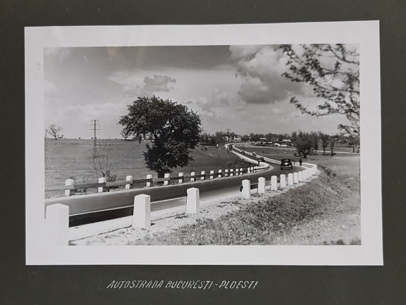 AUTOSTRADA BUCURESTI - PLOIESTI , FOTOGRAFIE MONOCROMA, PE HARTIE LUCIOASA , PRINSA PE CARTON , PERIOADA INTERBELICA