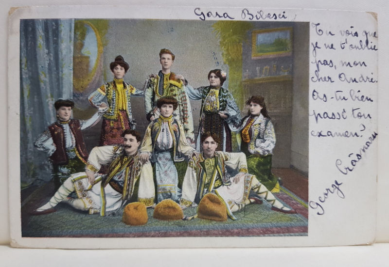 BARBATI SI FEMEI IN COSTUME POPULARE , IN STUDIO , CARTE POSTALA ILUSTRATA , CLASICA