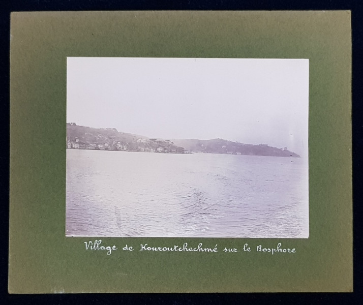 BEBEK / KOUROUTCHECHME , DOUA LOCALITATI PE MALURILE BOSFORULUI , TURCIA , FOTOGRAFII LIPITE FATA  - VERSO PE PASPARTU DE CARTON , MONOCROME , CCA. 1900