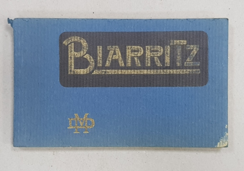 BIARRITZ , MINIALBUM CU 18 CARTI POSTALE ILUSTRATE , DETASABILE , MONOCROME , EDITIE INTERBELICA