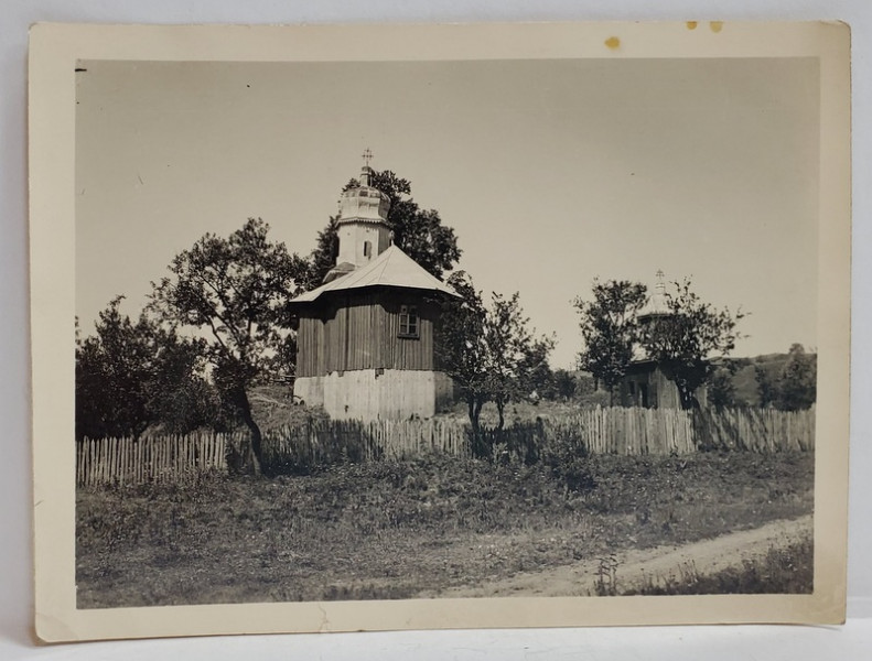 BISERICA DIN ODOBESTI ,  FOTOGRAFIE INTERBELICA