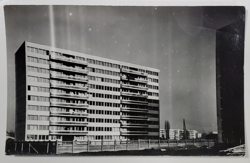 BLOC IN CARTIERUL BALTA ALBA , FOTOGRAFIE , ANII ' 50