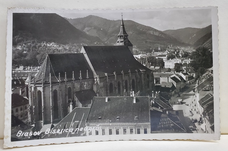 BRASOV , BISERICA NEAGRA SI STRADA MURESENILOR , CARTE POSTALA ILUSTRATA , MONOCROMA , AL DOILEA RAZBOI MONDIAL