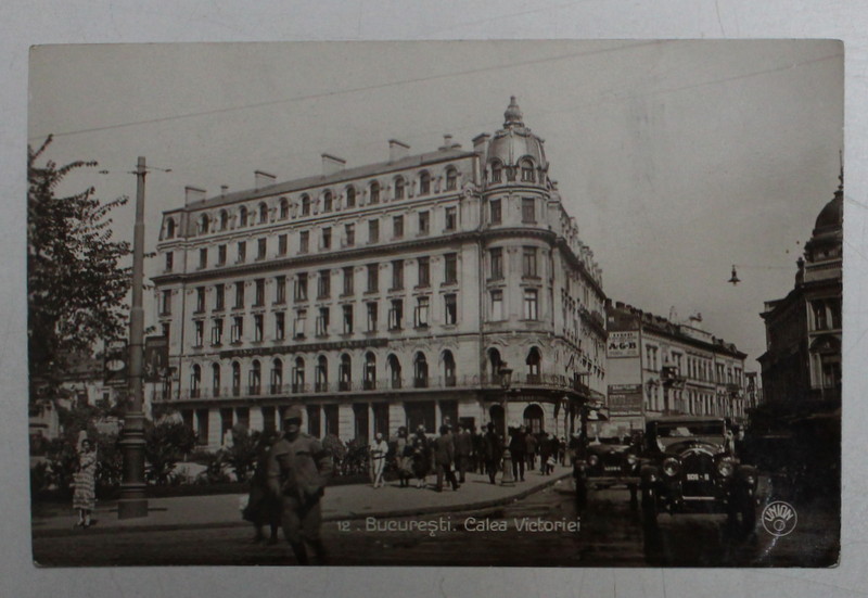 BUCURESTI , CALEA VICTORIEI , CU CLADIREA CARE ADAPOSTEA BANCA BELGIEI , FOTOGRAFIE TIP CARTE POSTALA , MONOCROMA, CIRCULATA , DATATA 1929