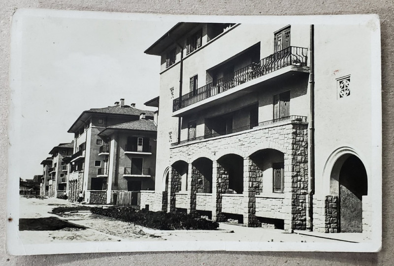 BUCURESTI , LOCUINTE IN CARTIERUL '' STEAUA '' , ANII '50