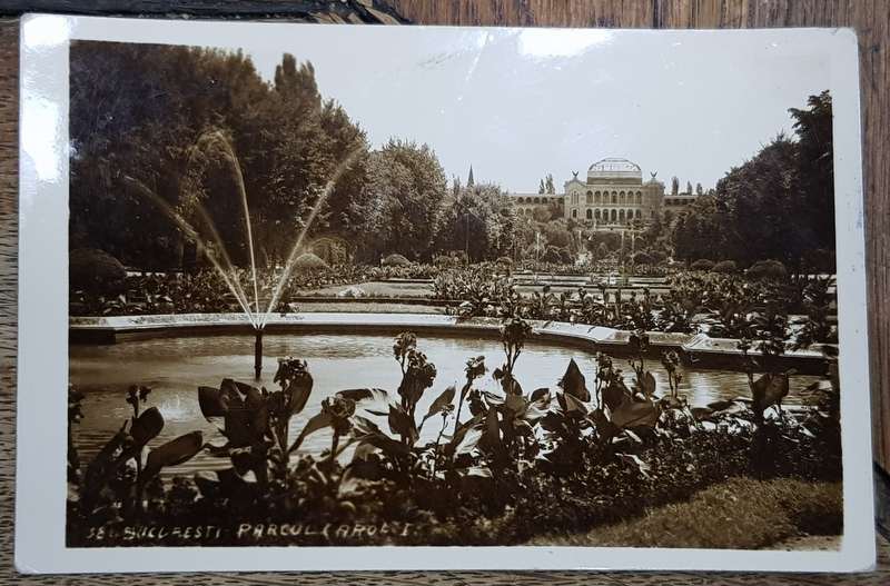 BUCURESTI , PARCUL CAROL I , FANTANILE SI PALTUL ARTELOR , CARTE POSTALA ILUSTRATA , MONOCROMA, NECIRCULATA , PERIOADA INTERBELICA