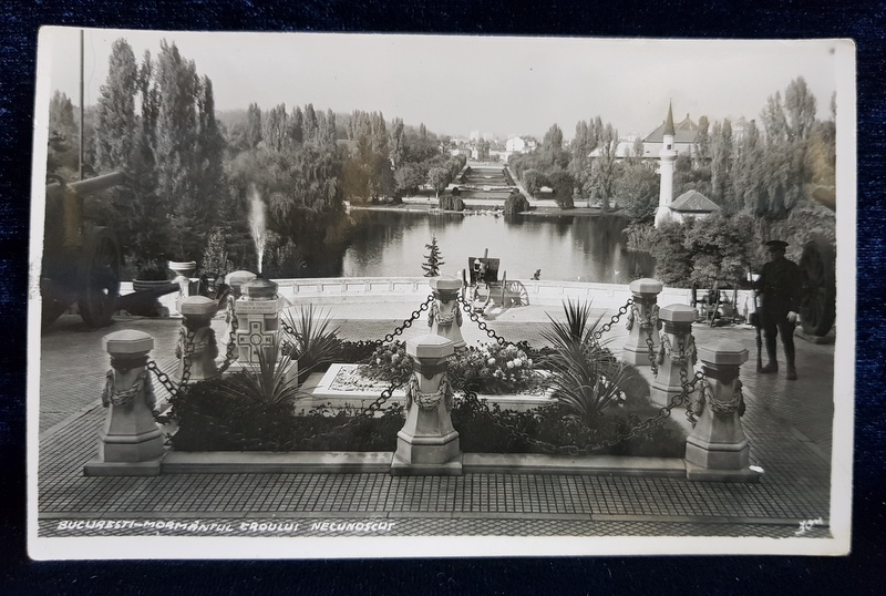 BUCURESTI , PARCUL CAROL  I , MORMANTUL EROULUI NECUNOSCUT , CARTE POSTALA ILUSTRATA, MONOCROMA, CIRCULATA , PERIOADA INTERBELICA