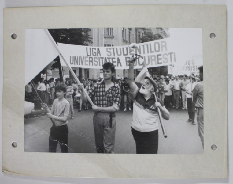 BUCURESTI , ZONA PiATA ROMANA , MANIFESTATIE A LIGII STUDENTILOR DIN UNIVERSITATEA BUCURESTI , FOTOGRAFIE , APRILIE - IUNIE 1990