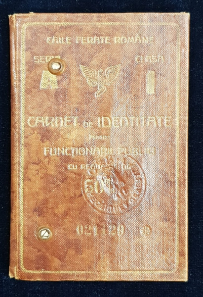 CAILE FERATE ROMANE  - CARNET DE IDENTITATE , PE NUMELE DOCTORULUI TITUS  DEMETRESCU  DIN PITESTI , EMIS IN 1932