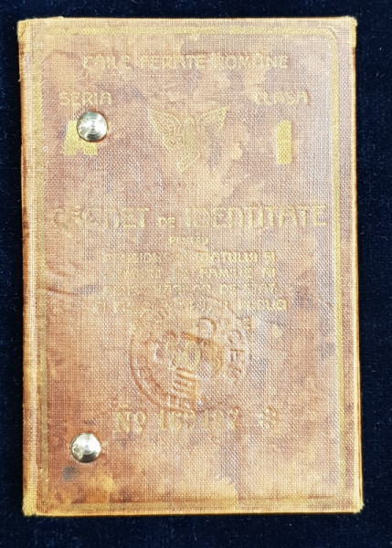 CAILE FERATE ROMANE  - CARNET DE IDENTITATE , PE NUMELE DOCTORULUI TITUS  DEMETRESCU  DIN PITESTI , EMIS IN 1935