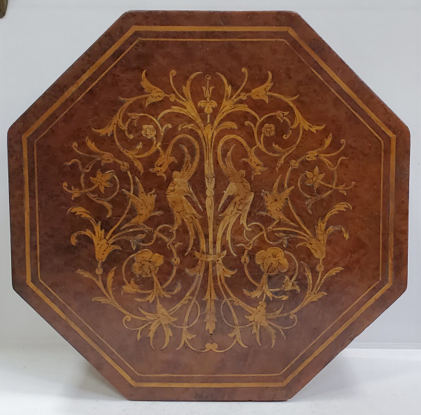 Caseta din lemn cu intarsie, Italia, Secol XIX