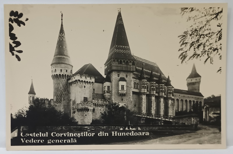 CASTELUL CORVINESTILOR DIN HUNEDOARA , VEDERE GENERALA , FOTOGRAFIE TIP CARTE POSTALA , PERIOADA INTERBELICA
