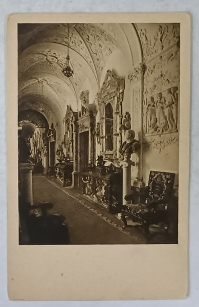 CASTELUL PELES , CORIDORUL DE LA PARTER , CARTE POSTALA , INTERBELICA