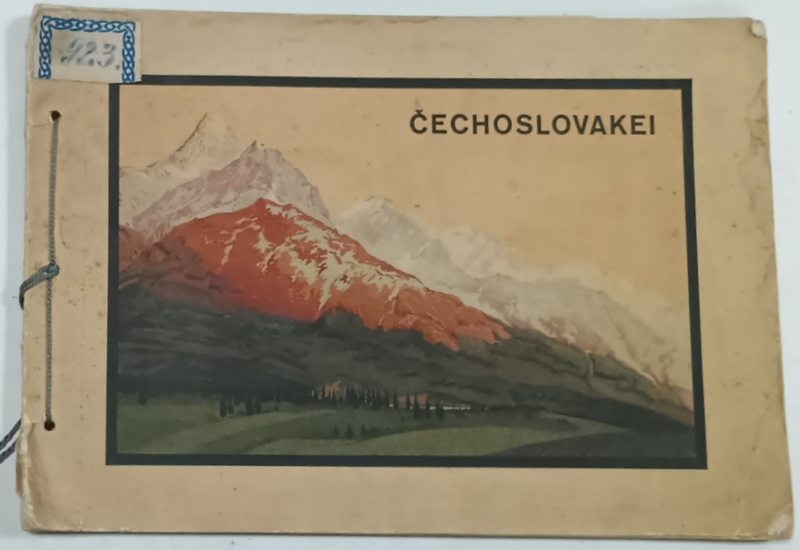 CECHOSLOVAKEI , ALBUM  DE FOTOGRAFII CU TEXT IN LIMBA GERMANA , EDITIE INTERBELICA , COPERTA CU DEFECTE SI URME DE UZURA