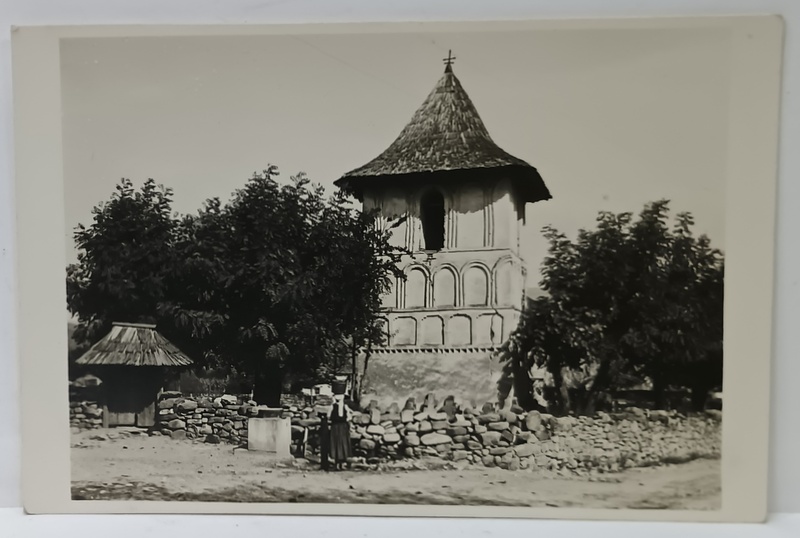 CLOPOTNITA DE LA BISERICA VECHE DIN CALIMANESTI , FOTOGRAF N. I. NORLAND , BUCURESTI , FORMAT CARTE POSTALA , INTERBELICA