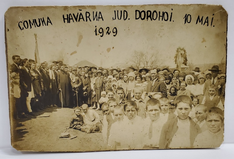 COMUNA HAVARNA , JUD. DOROHOI , FOTOGRAFIE DE GRUP L MONUMENTULUI EROILOR , 10 MAI , 1929
