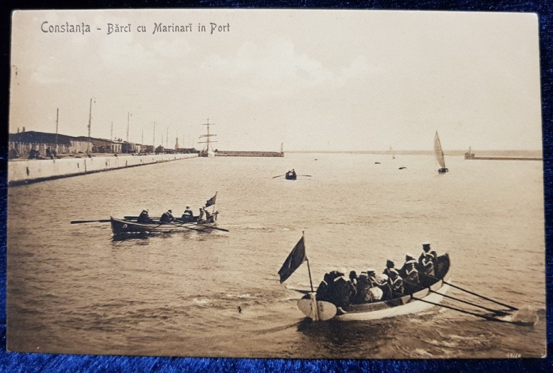 Constanta - Barci cu Marinari in Port - Carte postala ilustrata