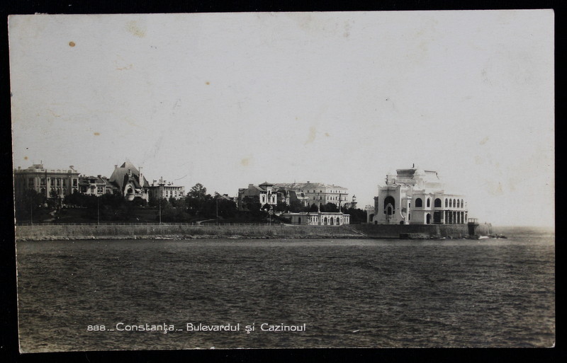 CONSTANTA  - BULEVARDUL SI CAZINOUL , CARTE POSTALA ILUSTRATA , MONOCROMA, CIRCULATA , DATATA 1930