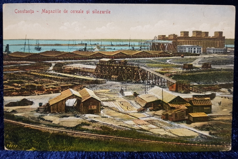 Constanta - Magaziile de cereale si silozurile - CP Ilustrata