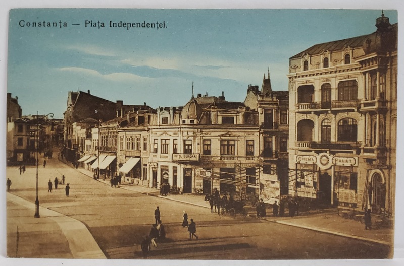 CONSTANTA , PIATA  INDEPENDENTEI , CARTE POSTALA , TRECATORI , TRASURI CU CAI , MAGAZINE , CARTE POSTALA , INCEPUTUL  SEC. XX