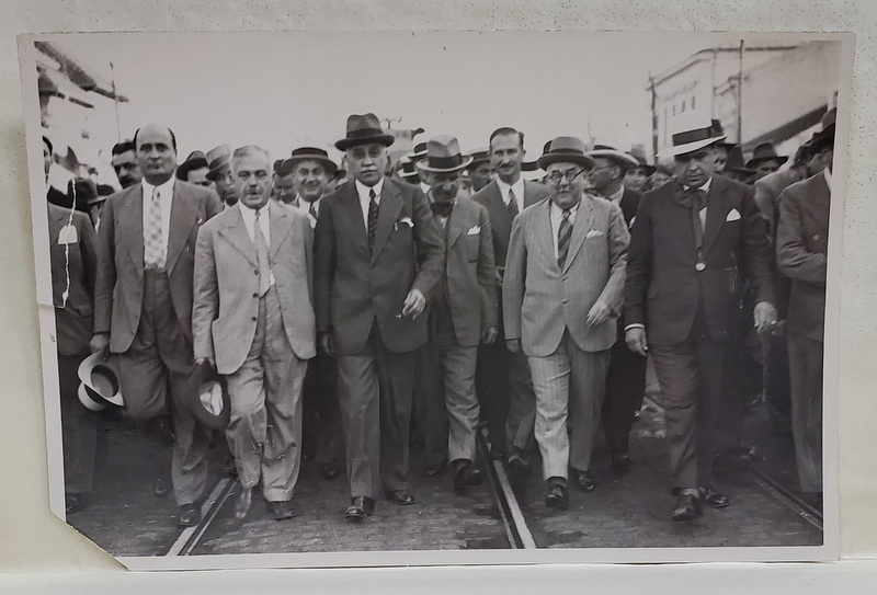 CONSTANTIN I. ANGELESCU , LA O DEFILARE IMPREUNA CU OFICIALITATI , FOTOGRAFIE , ANII '30