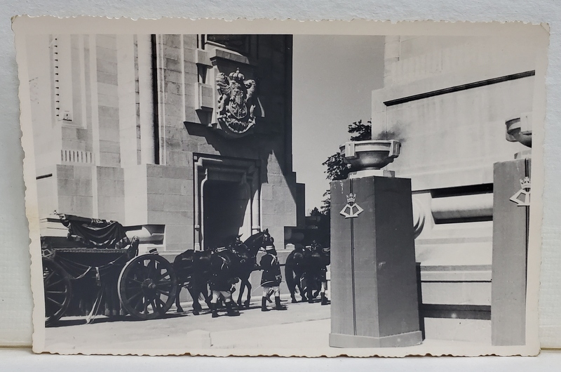 CORTEGIUL FUNERAR AL REGINEI MARIA TRECAND PE SUB ARCUL DE TRIUMF , FOTO JULIETTA , TIP CARTE POSTALA , 1938