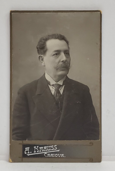 CRAIOVA , FOTOGRAF A .KRAUSS , DOMN CU CRAVATA , FOTOGRAFIE FORMAT C.D.V. , CCA. 1900