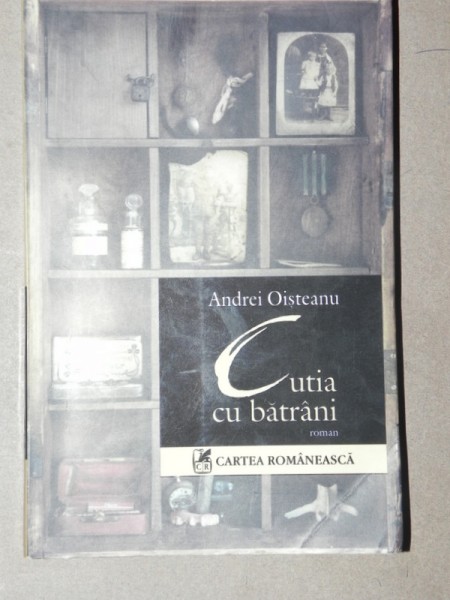 CUTIA CU BATRANI-ANDREI OISTEANU  2005