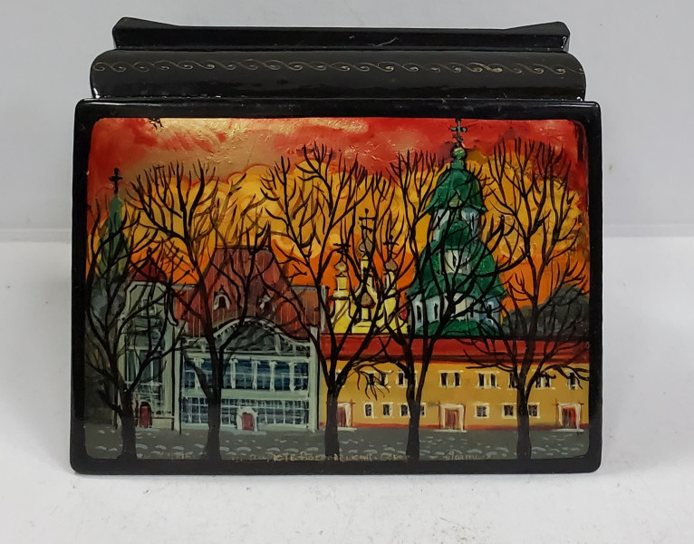 Cutie Papier Mache, Rusia, Secol XX