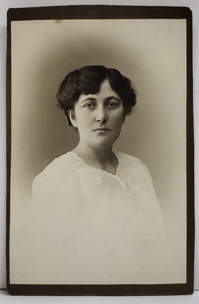 DOAMNA MARIA PALADE , FOTOGRAFIE C.D.V. , 1913