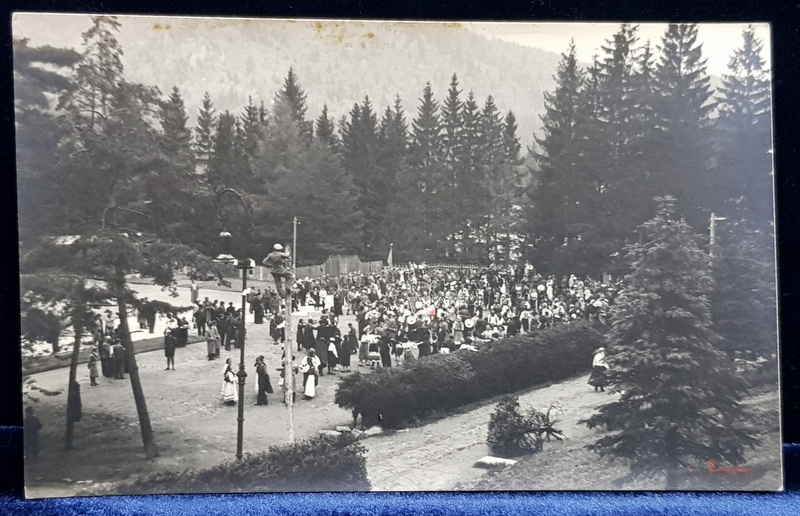 EXCURSIA  ASOCIATIEI ' TINERIMEA ROMANA ' , HORA LA  TUSNAD , FOTOGRAFIE TIP CARTE POSTALA , MONOCROMA , DATATA 1938