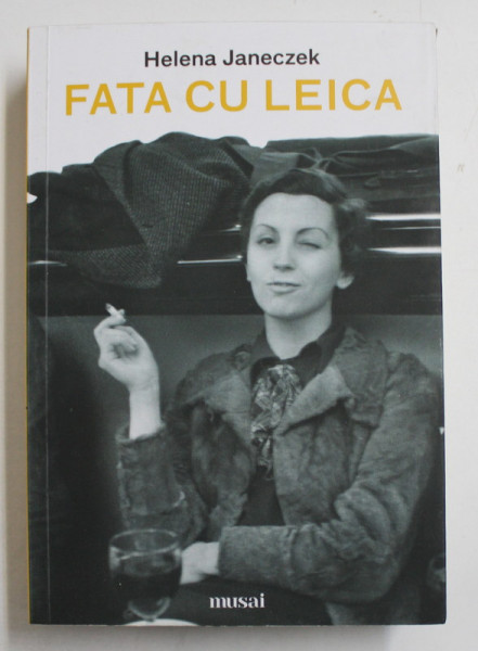 FATA CU LEICA de HELENA JANECZEK , 2019