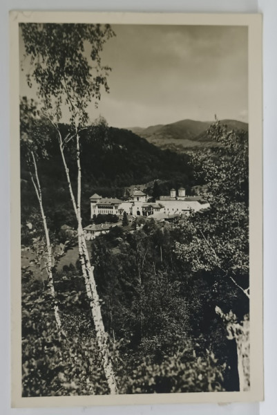 FOTO . ORIG. I. FISCHER , SIBIU , MANASTIREA HOREZU - VALCEA , VEDERE GENERALA , 1941
