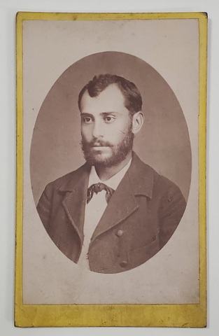 FOTOGRAF A. SILER , TANAR CU LAVALIERA , FOTOGRAFIE TIP C.D.V. , SFARSITUL SEC. XIX