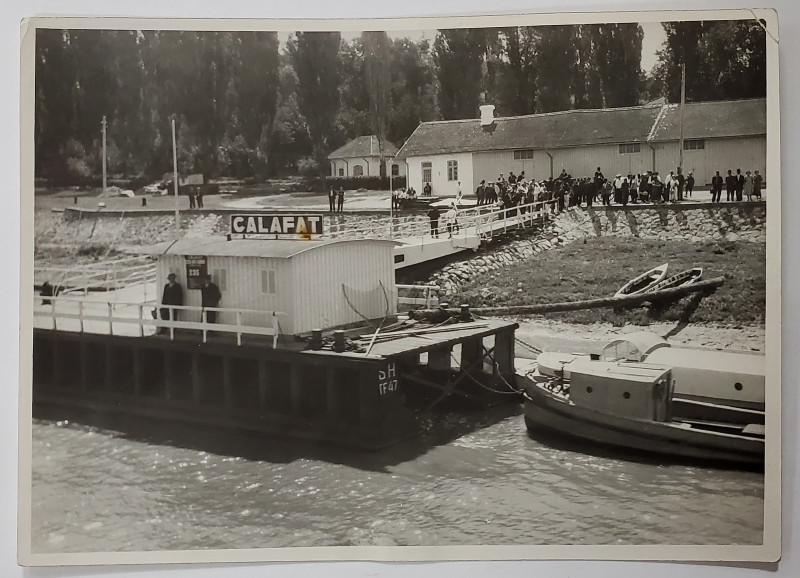 FOTOGRAF J. BERMAN , IN PORT LA CALAFAT, FOTOGRAFIE DE PRESA , INTERBELICA