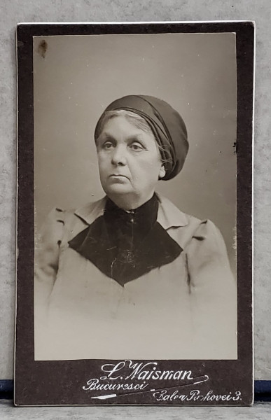 FOTOGRAF L. WEISMAN , BUCURESTI , DOAMNA CU BATIC NEGRU , FOTOGRAFIE TIP C.D.V. , INCEPUTUL SEC. XX