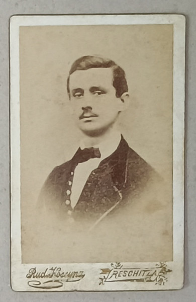 FOTOGRAF RUDOLF KOFSYNA , RESITA , TANAR CU PAPION , FOTOGRAFIE C.D.V. , SFARSIT DE SEC. XIX