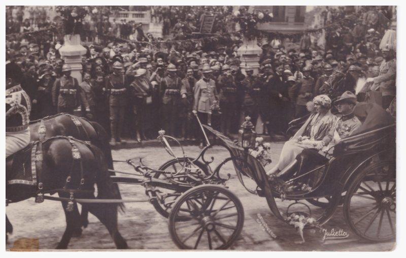 Fotografie Intrarea in Bucuresti a Regelui Carol II cu Regina Elena 1921