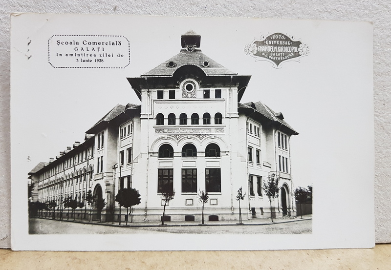 GALATI , SCOALA COMERCIALA , FOTOGRAFIE TIP CARTE POSTALA , MONOCROMA, NECIRCULATA , DATATA 1928