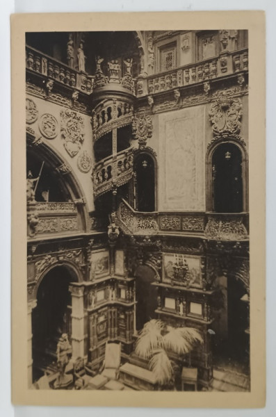 HALL , CASTEL PELES , SINAIA , CARTE POSTALA , INTERBELICA