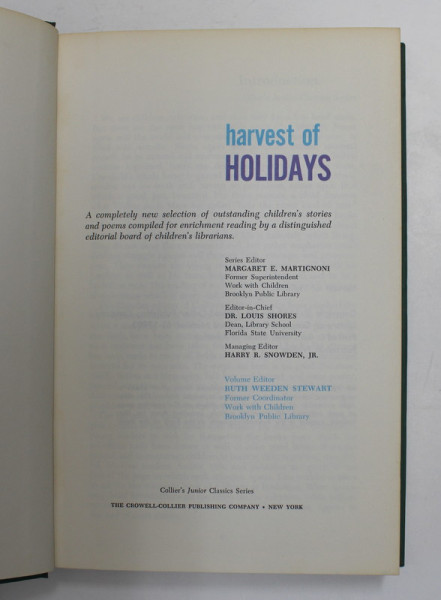 HARVEST OF HOLIDAYS , series editor MARGARET E. MARTIGNONI , 1962